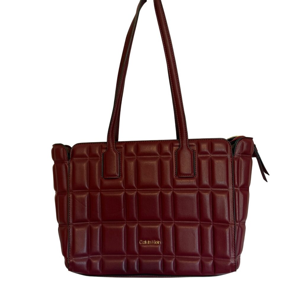 Calvin Klein Noa Quilted Vegan leather Burgandy Tote Bag - Picture 1 of 13